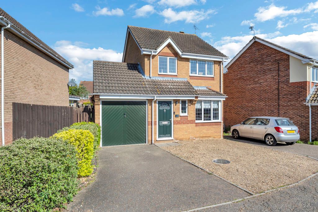 Property photo 1 of 17 Front