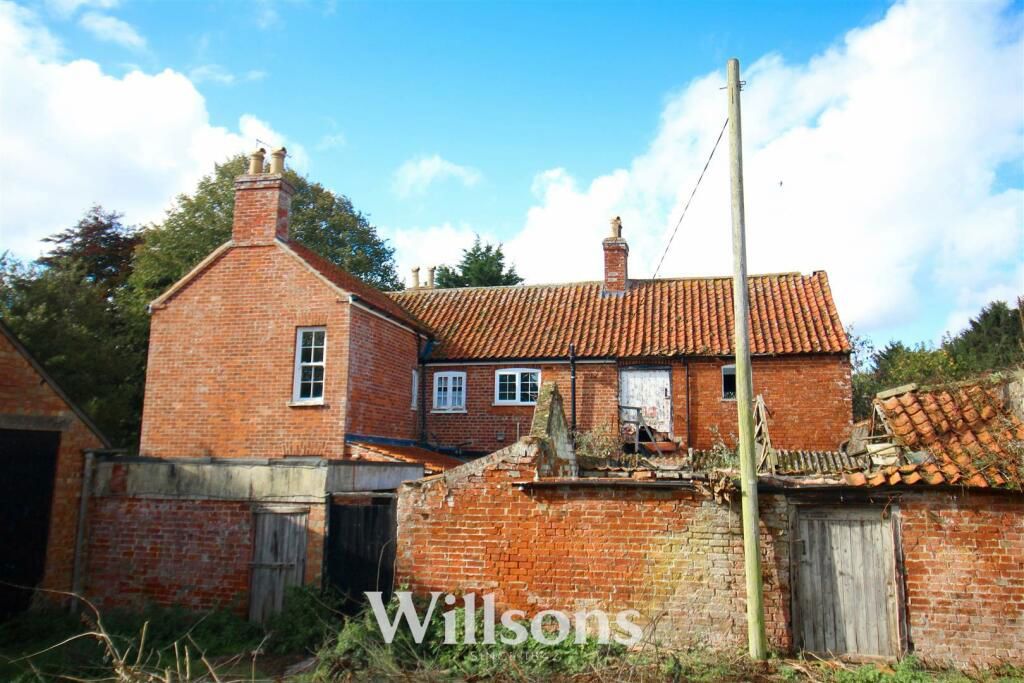 Property photo 2 of 25
