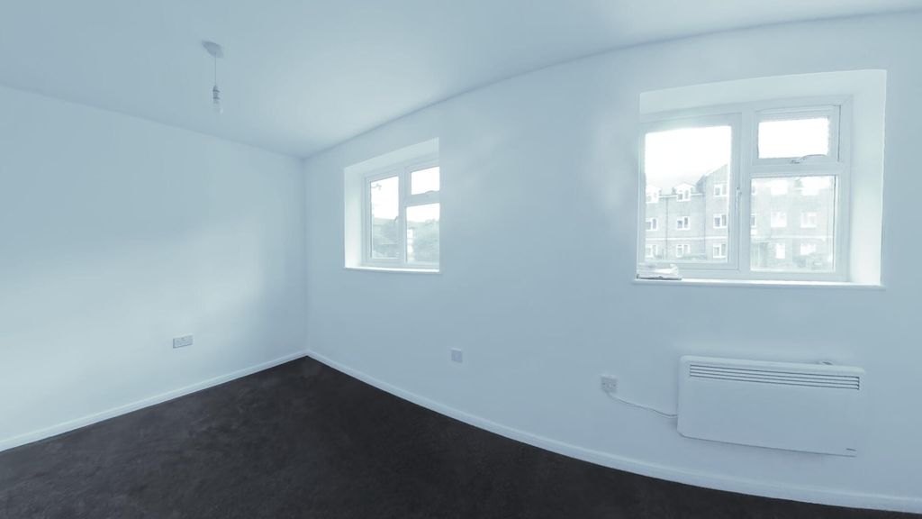 Property photo 3 of 5 Living Room