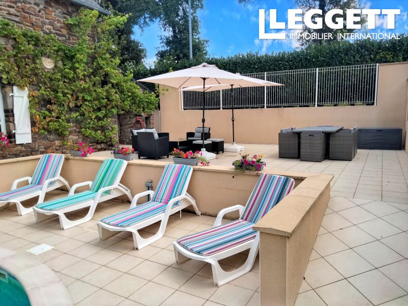 Property photo 3 of 10