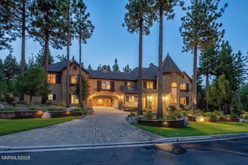 Property photo 1 of 29