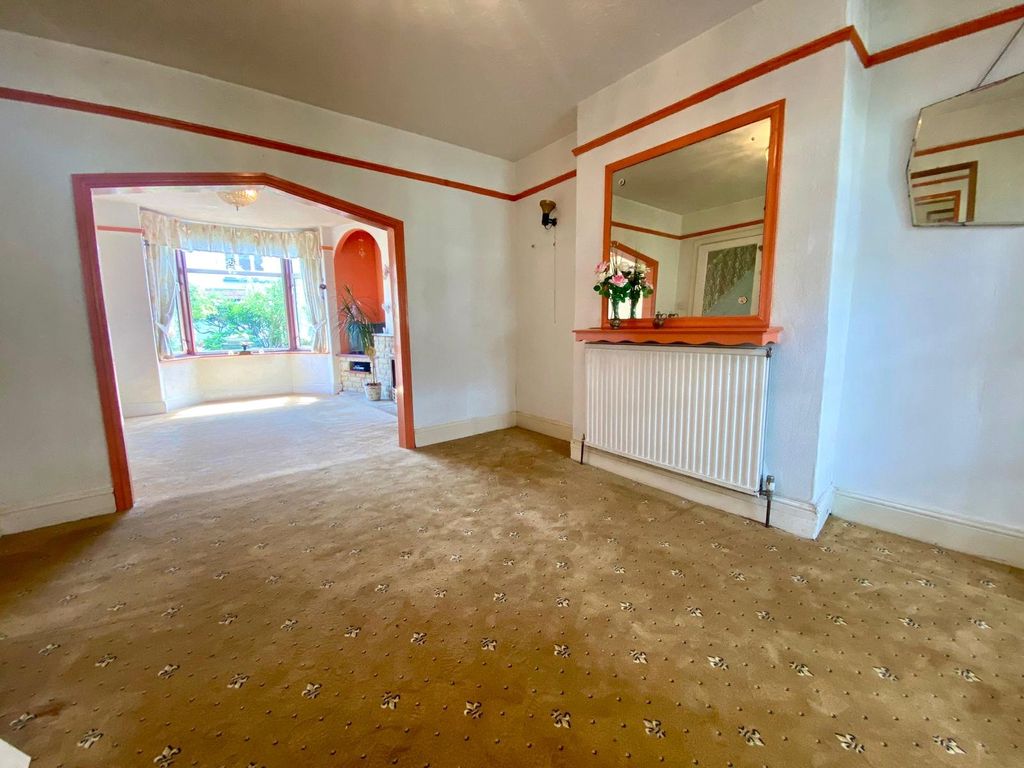 Property photo 3 of 24 Picture No. 44
