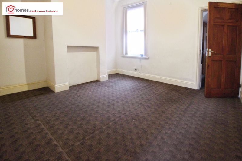 Property photo 2 of 12 Photo 7