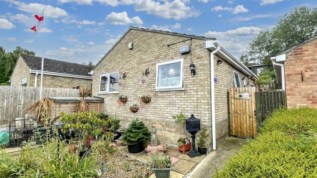 Property photo 1 of 12