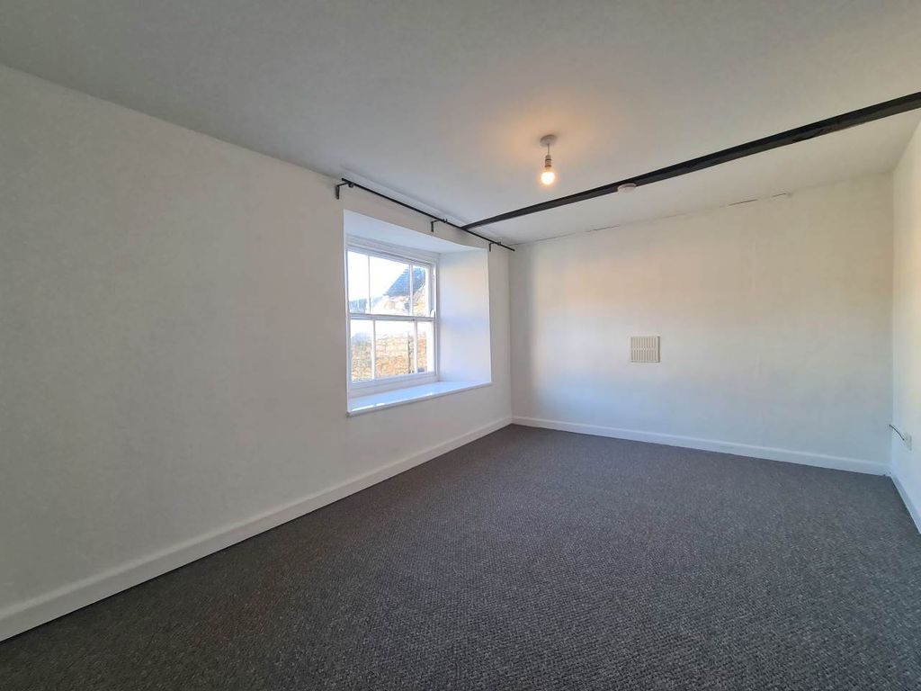 Property photo 2 of 12 3 Morley B