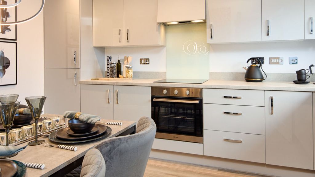 Property photo 3 of 6