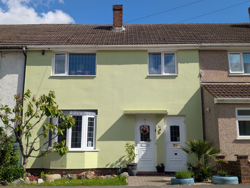 Property photo 1 of 32