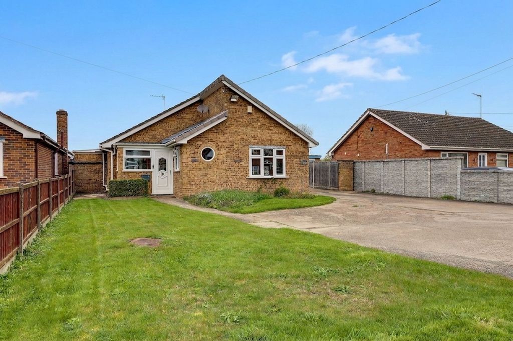 Property photo 1 of 21