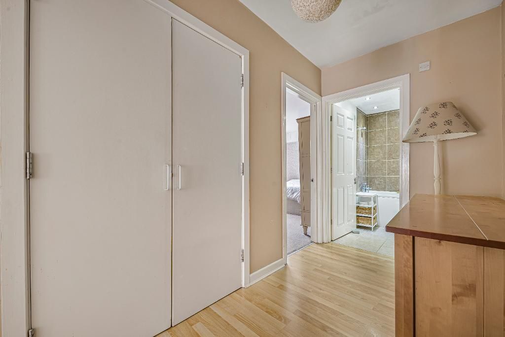 Property photo 3 of 11 Photo 3