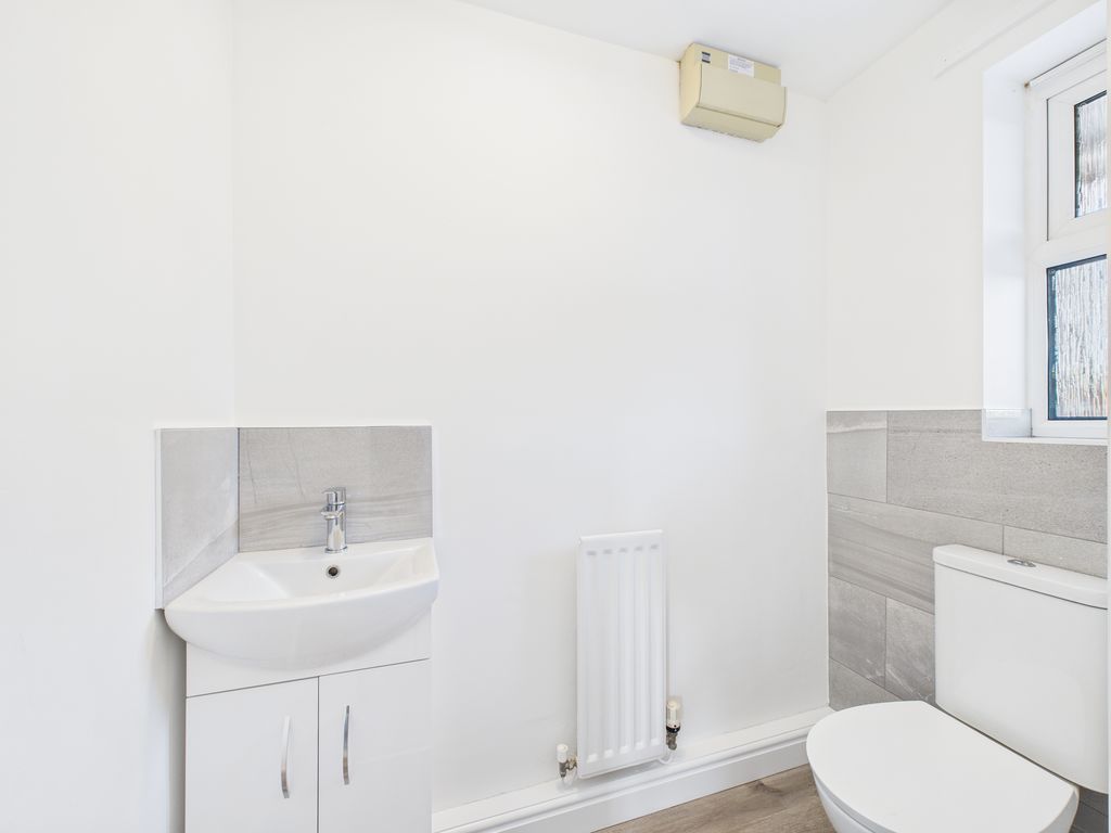 Property photo 3 of 15 Photo 7