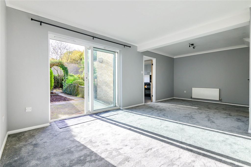 Property photo 2 of 12 Picture No. 05