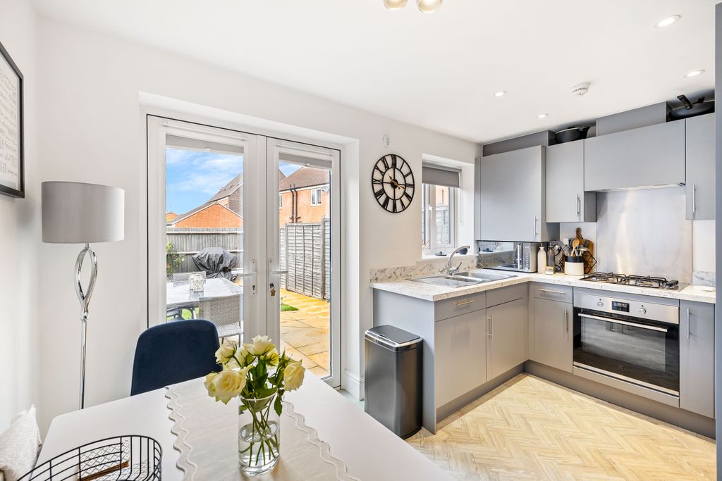Property photo 2 of 17 Image9.Jpg