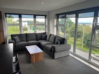 Property photo 3 of 8 Flat 16 Peninsula Seating Area.Jpg