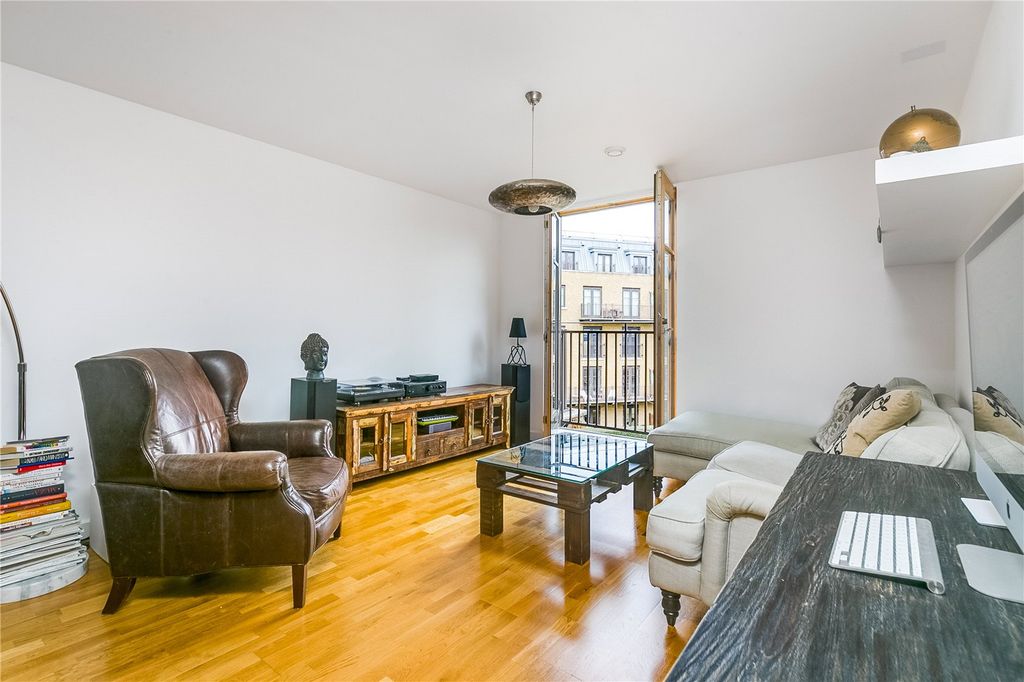 Property photo 2 of 7
