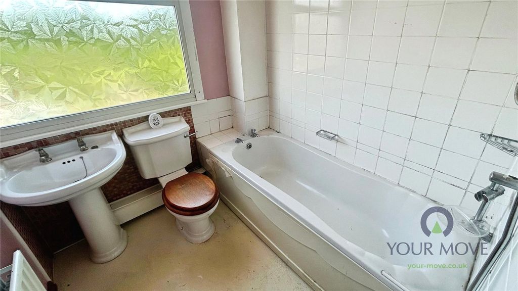 Property photo 3 of 5 Picture No. 04