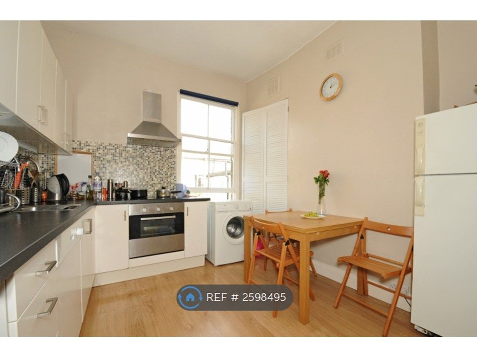 Property photo 1 of 5 Kitchen Breakfast Room