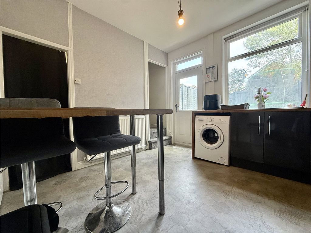 Property photo 3 of 11 Picture No. 05