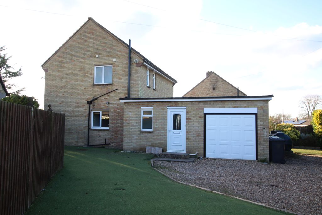 Property photo 1 of 26