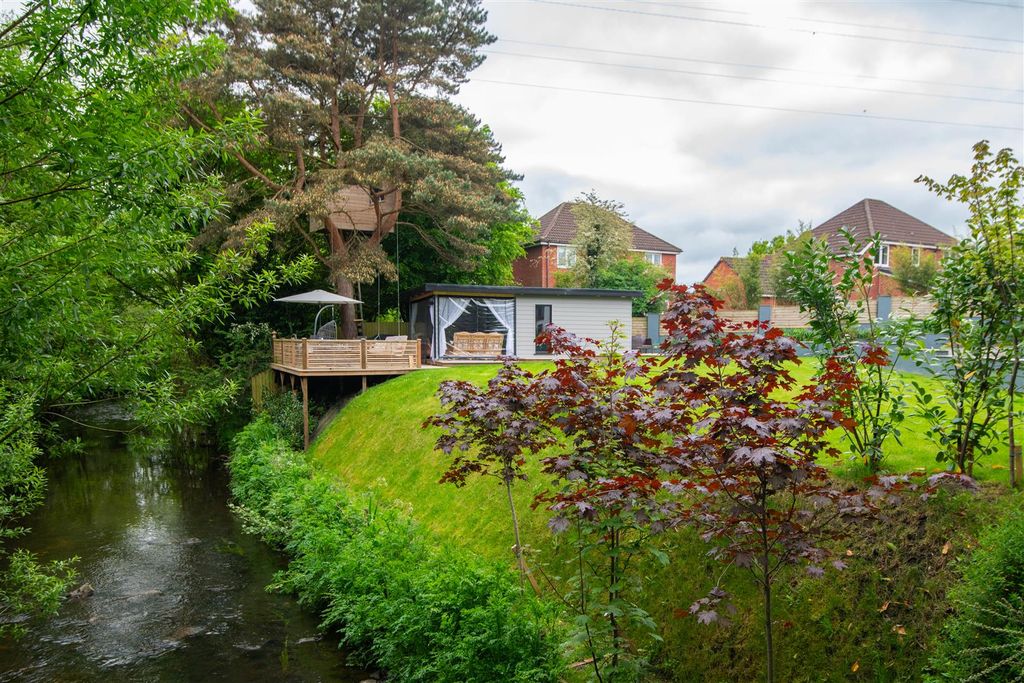 Additional image 48 of 5 bed detached bungalow for saleMill Lane, Farington Moss, Leyland PR26