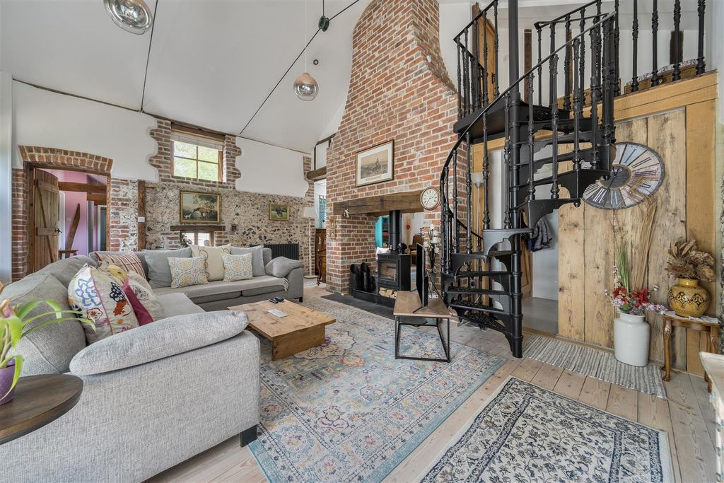 Property photo 3 of 35 1341929-22-68A5Feb5B8Afb.Jpg