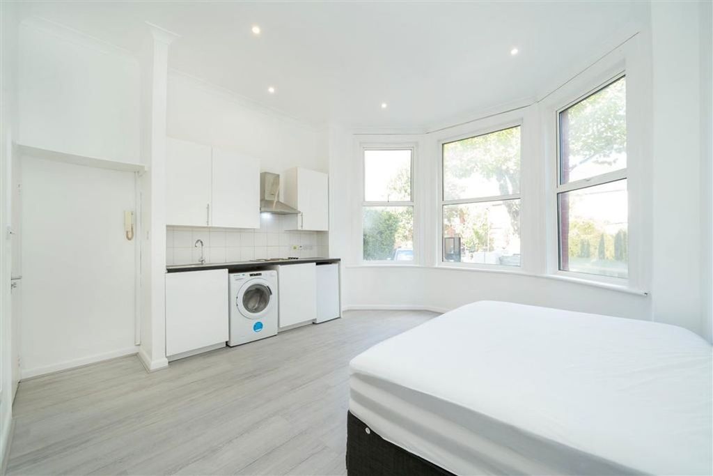 Property photo 2 of 4