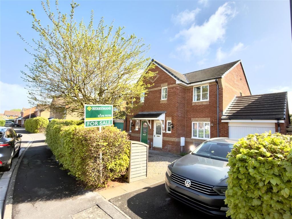Property photo 1 of 18 Front..Jpg