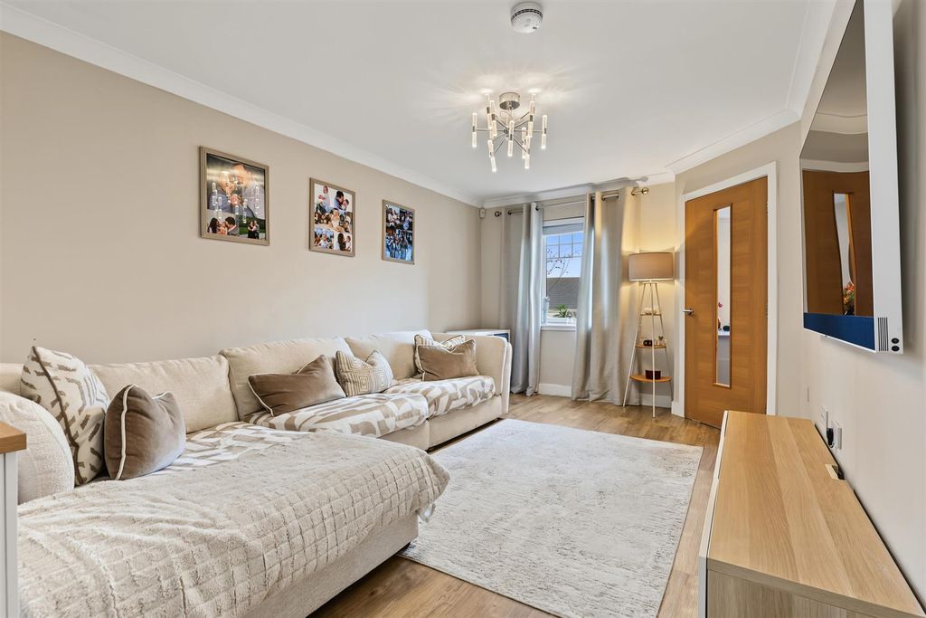 Property photo 3 of 43 Crum9738.Jpg