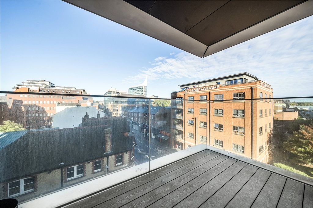 Property photo 2 of 10 Picture No. 17