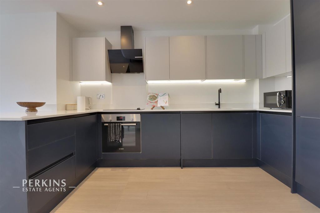 Property photo 3 of 6 K.Jpg