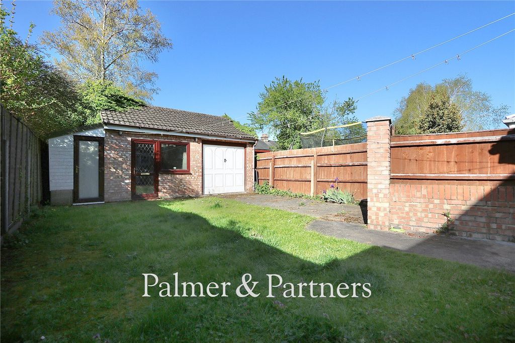 Property photo 2 of 22 Picture No. 15