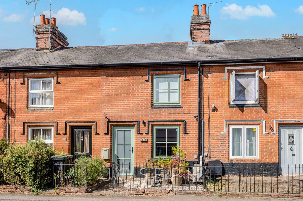 Property photo 1 of 24