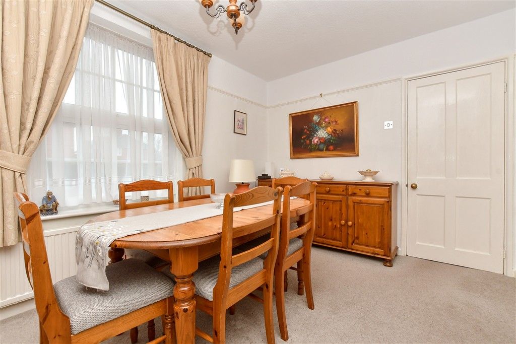 Property photo 3 of 13 Dining Room