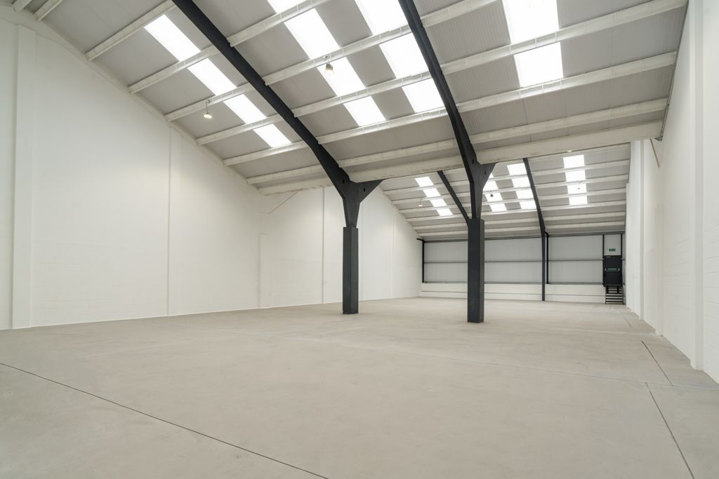 Property photo 3 of 6 Photo 4