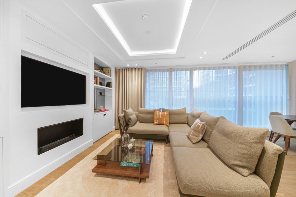 Property photo 2 of 15 Dsc_1256_High