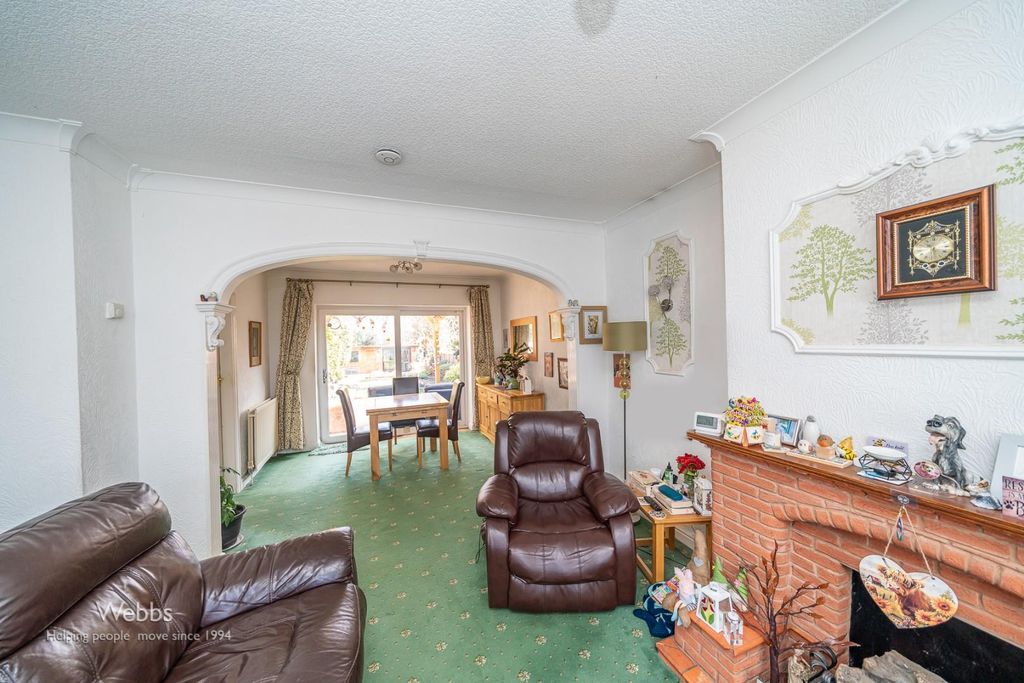 Property photo 3 of 30 Â© Webbs Estate Agents Â© (26 Of 153).Jpg