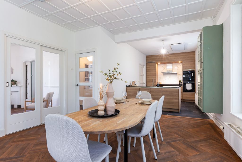 Property photo 3 of 41