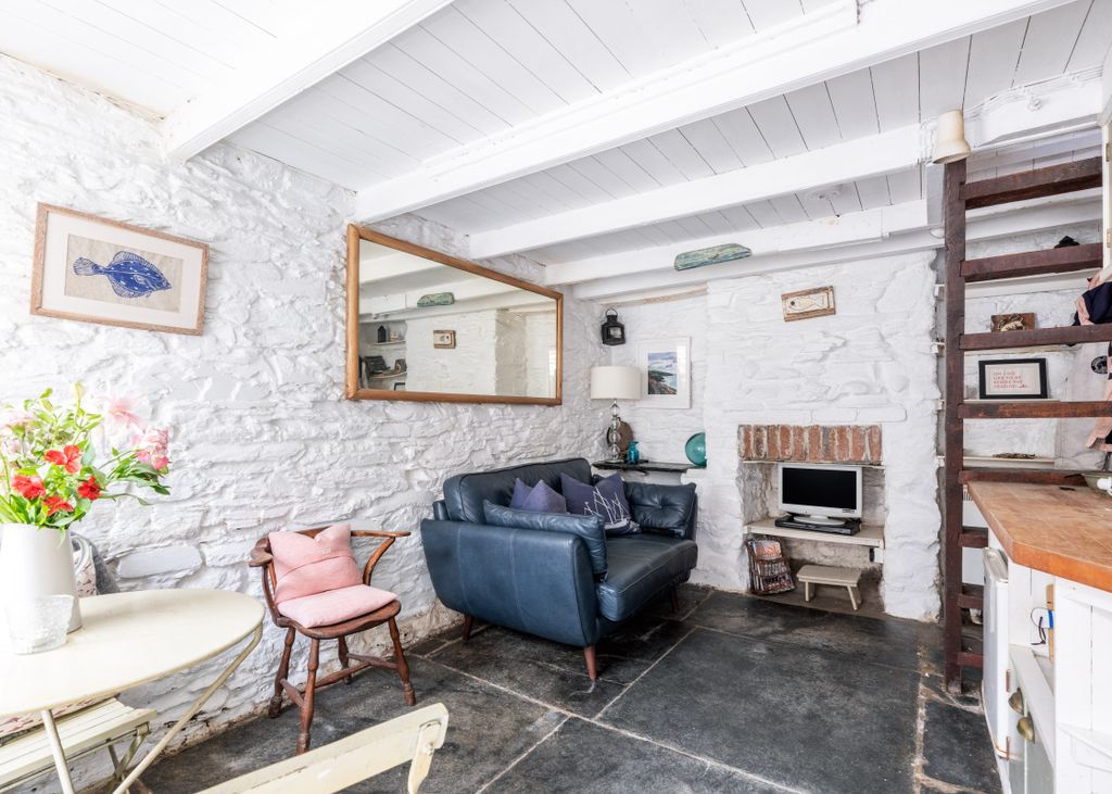 Property photo 3 of 8 66Aa4Ef7672Ad_The Shrimp-6