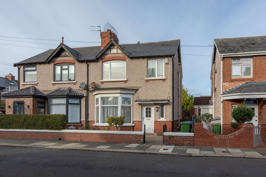 Property photo 1 of 22