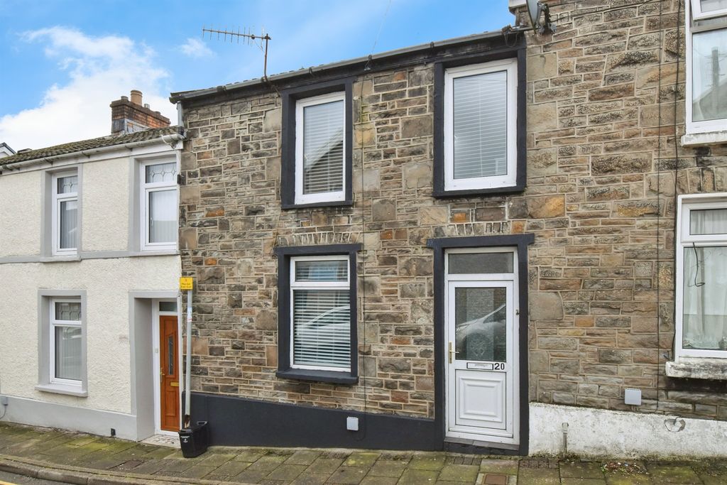 Property photo 1 of 23