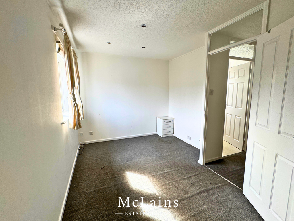 Property photo 3 of 5 Bedroom