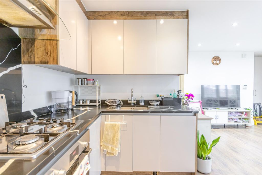 Additional image 9 of 3 bed maisonette for saleEastcote Road, Pinner HA5