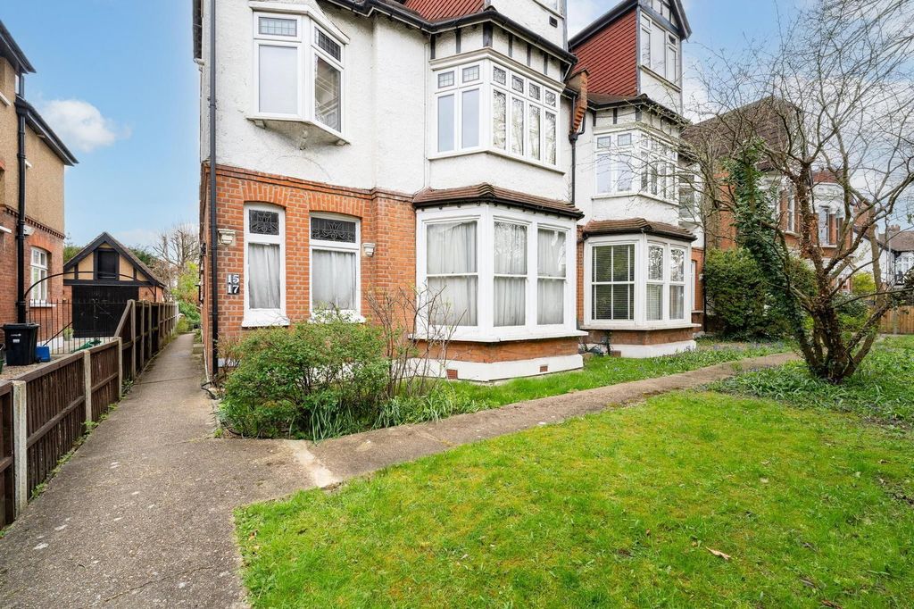 Property photo 2 of 12