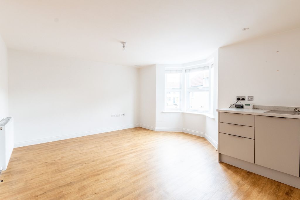 Property photo 2 of 10 Photo 2