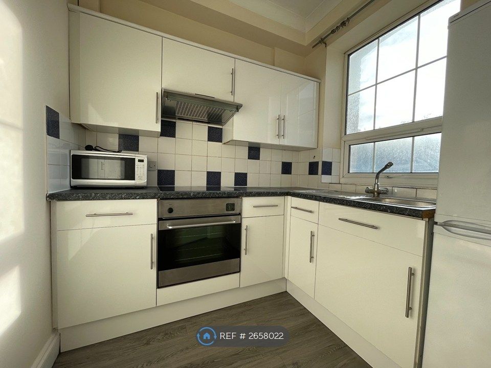 Property photo 3 of 5