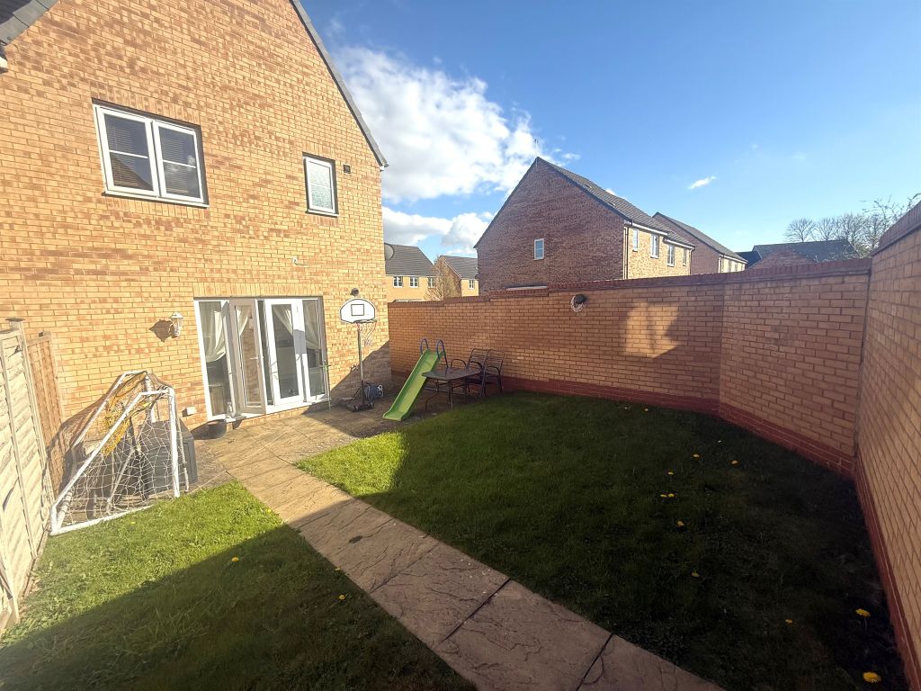 Property photo 3 of 4