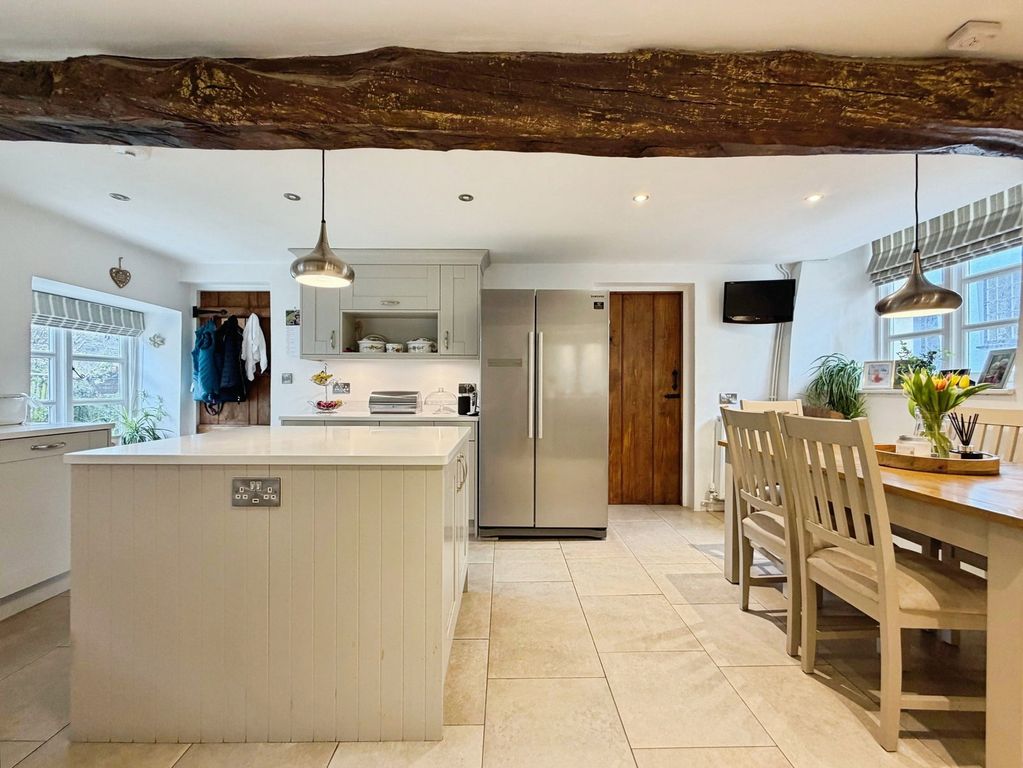 Property photo 2 of 65