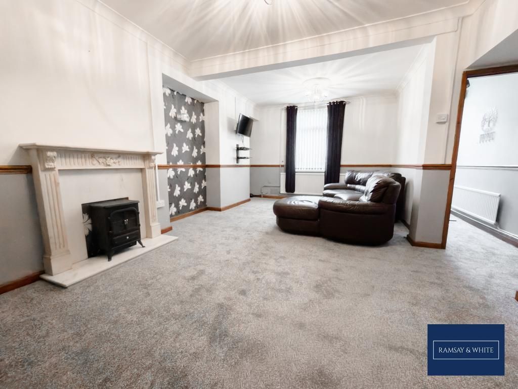 Property photo 2 of 12 Photo 2