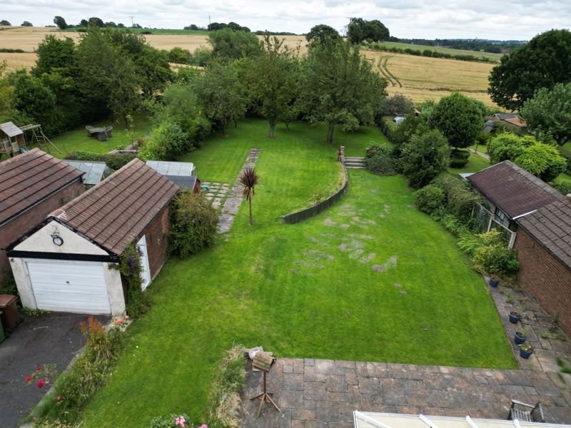 Property photo 1 of 31 Photo 30