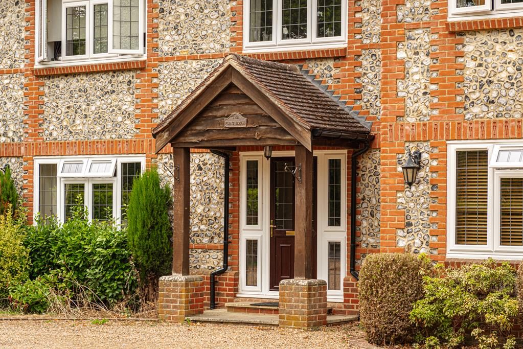 Property photo 3 of 26 (Rightmove) 25.Jpg