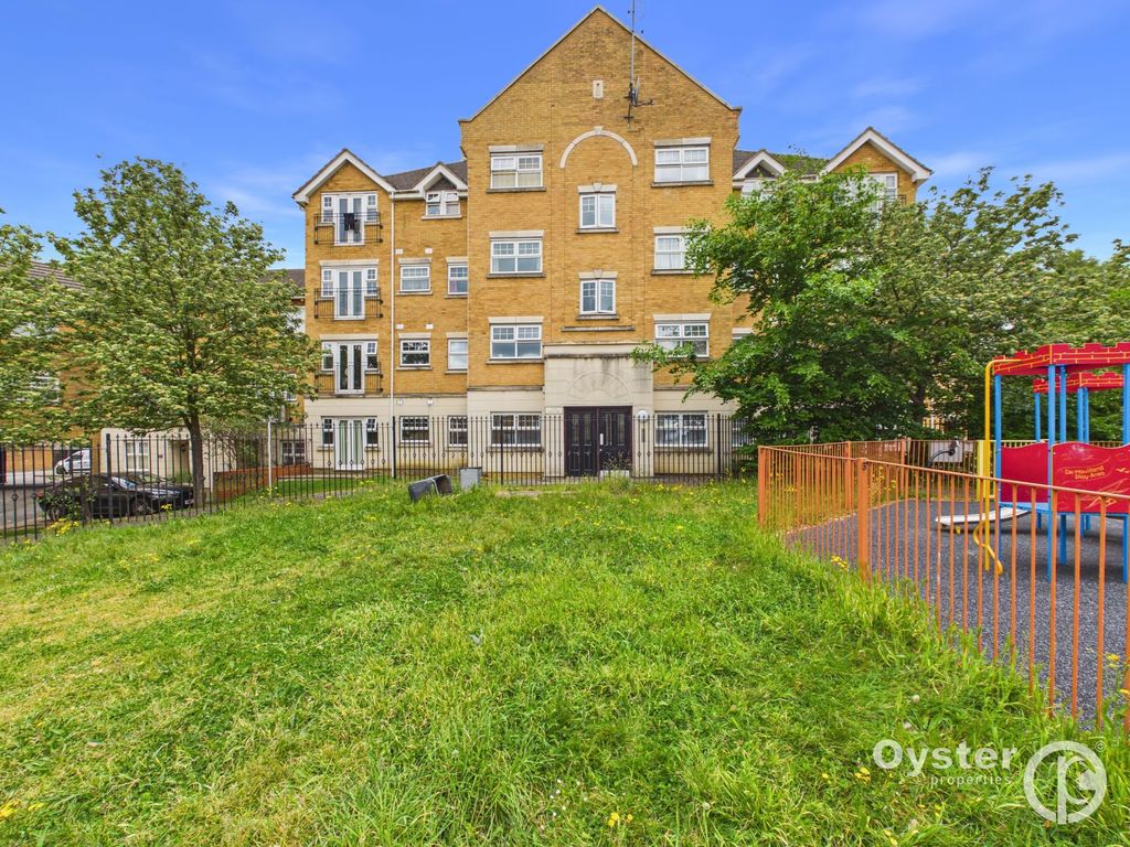 Property photo 1 of 11